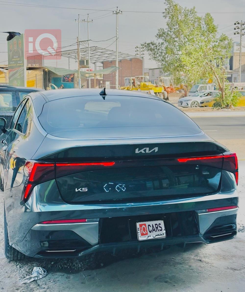 كيا K5